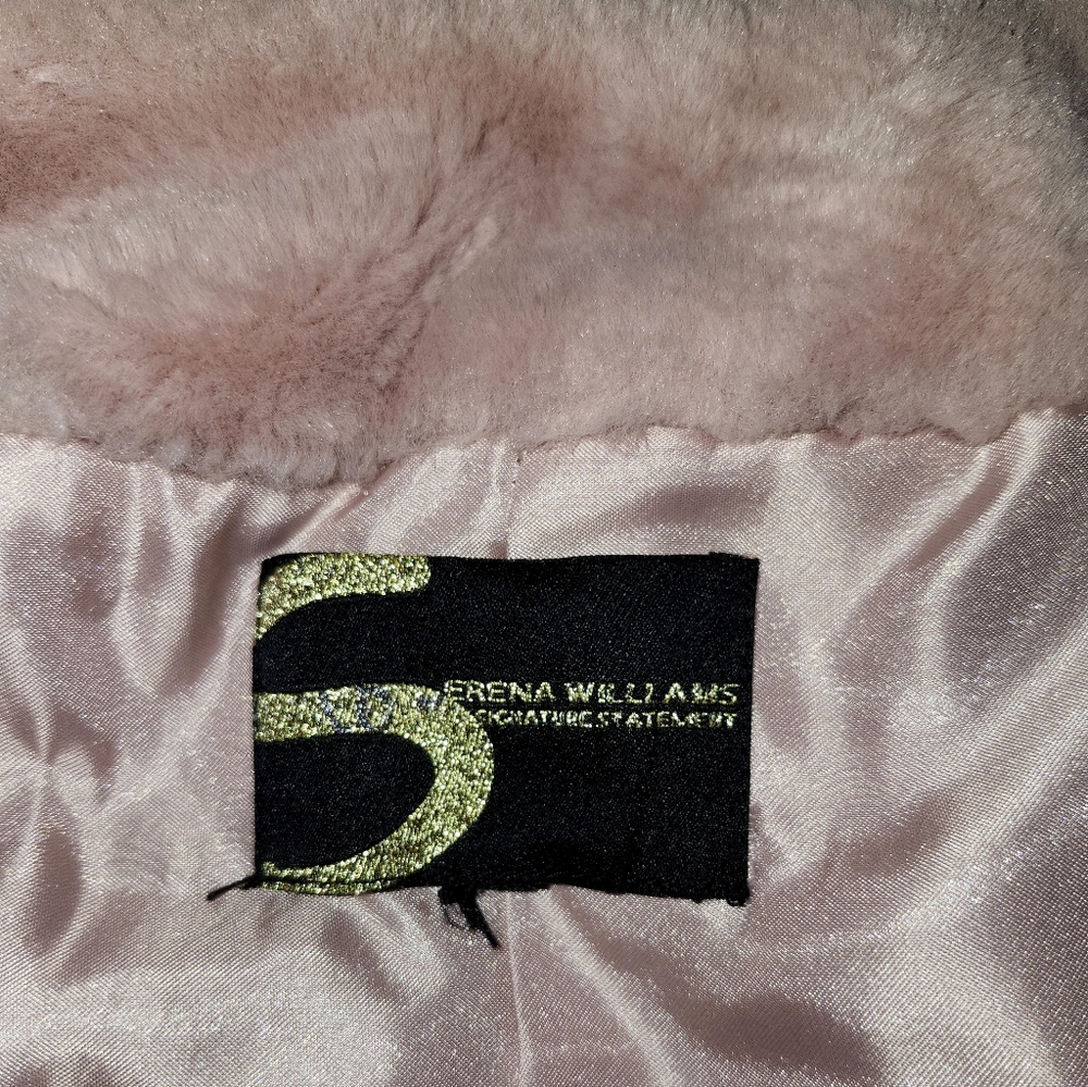 Serena Williams Pink Fur Jacket - Picture 5 of 5